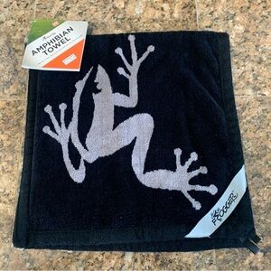 New Frogger Amphibian Towel Black Golf Wet Dry Bamboo Cotton Terry Absorbs 3x